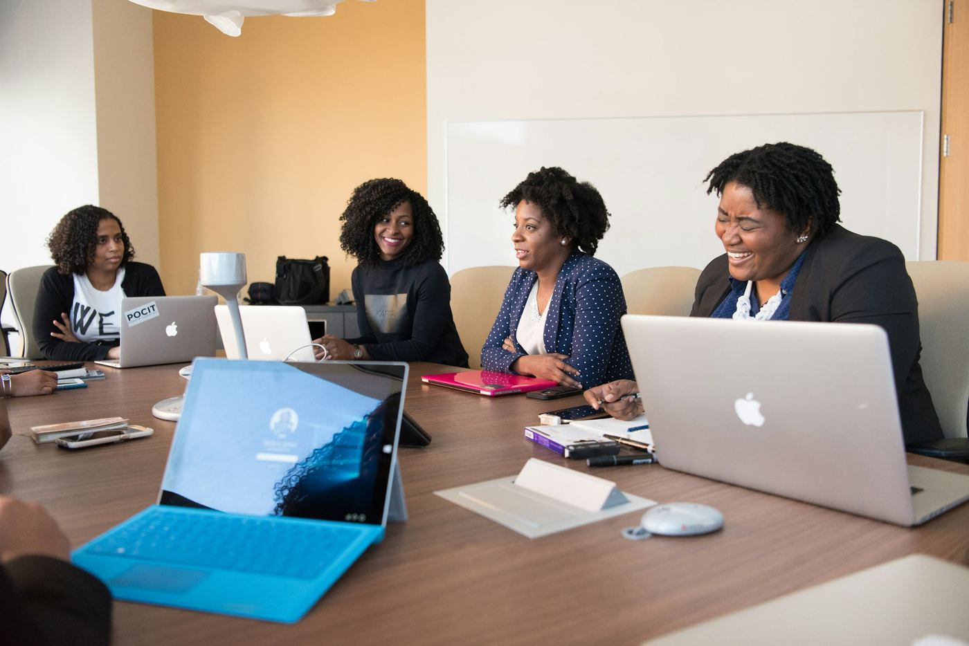 employees in a meeting - Freelance Animator