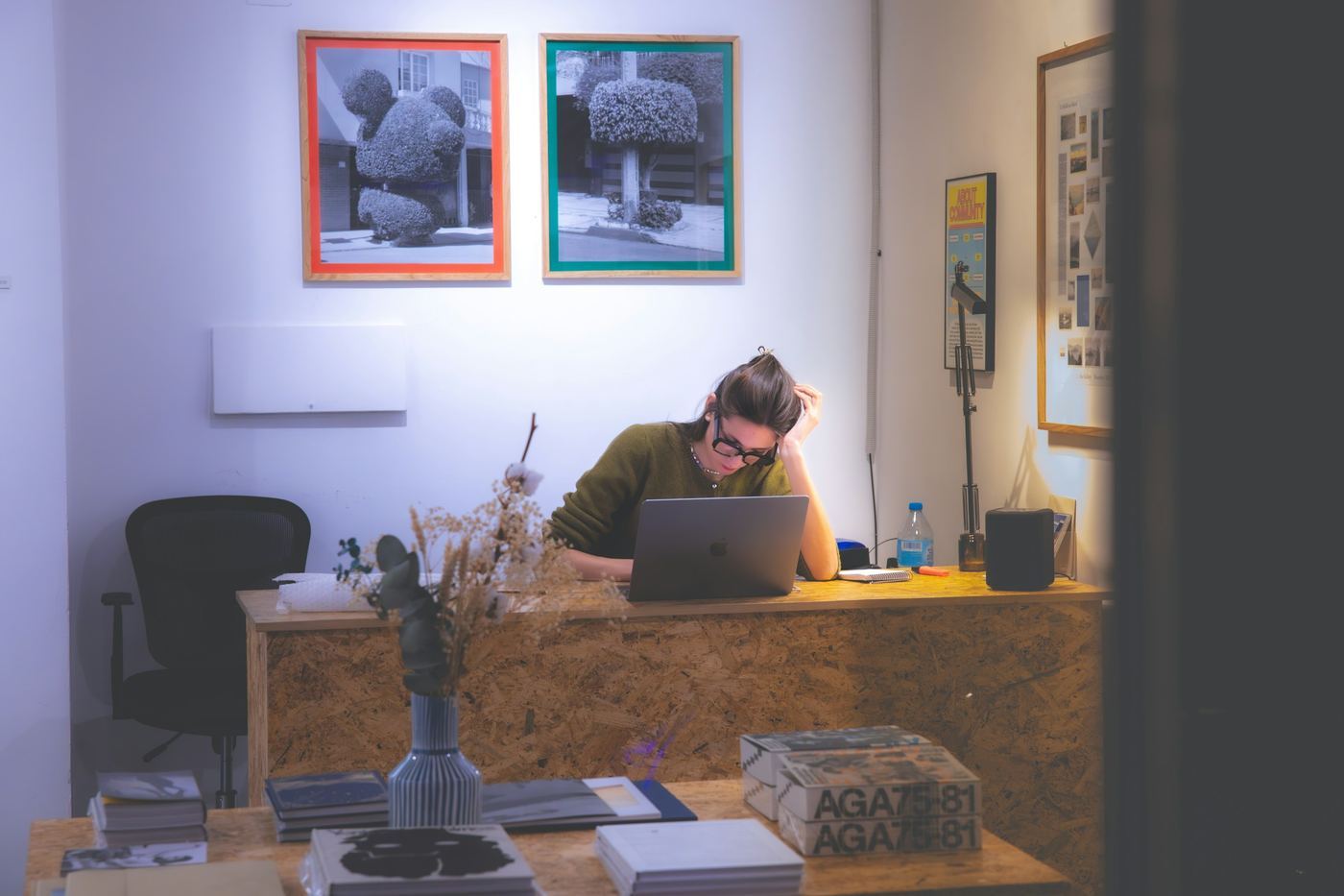 woman working - How to Create Training Modules